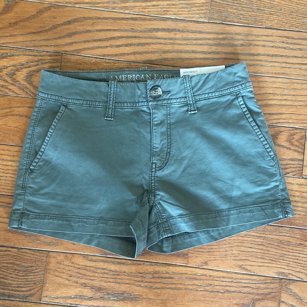 NWT American Eagle Short